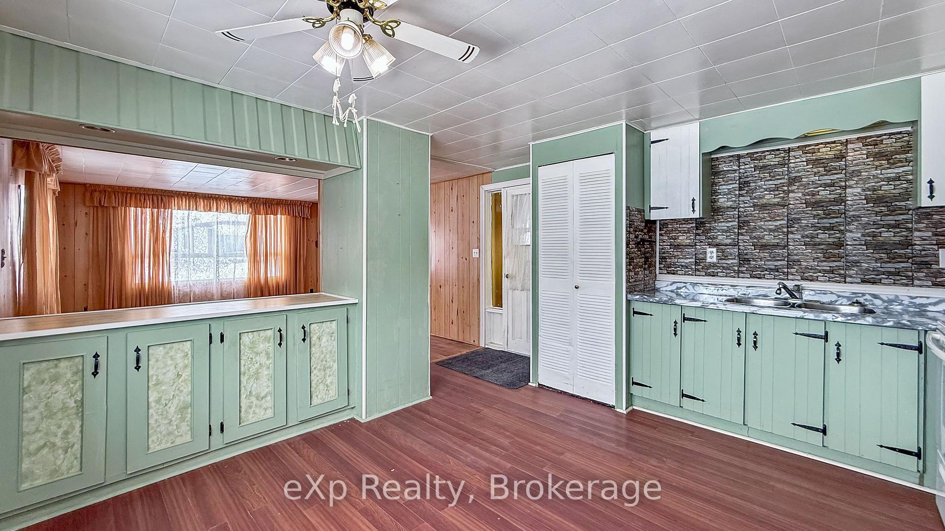 Photo 11 of Unit Unit 2, 3075 Mary Street, Howick — HOMEH