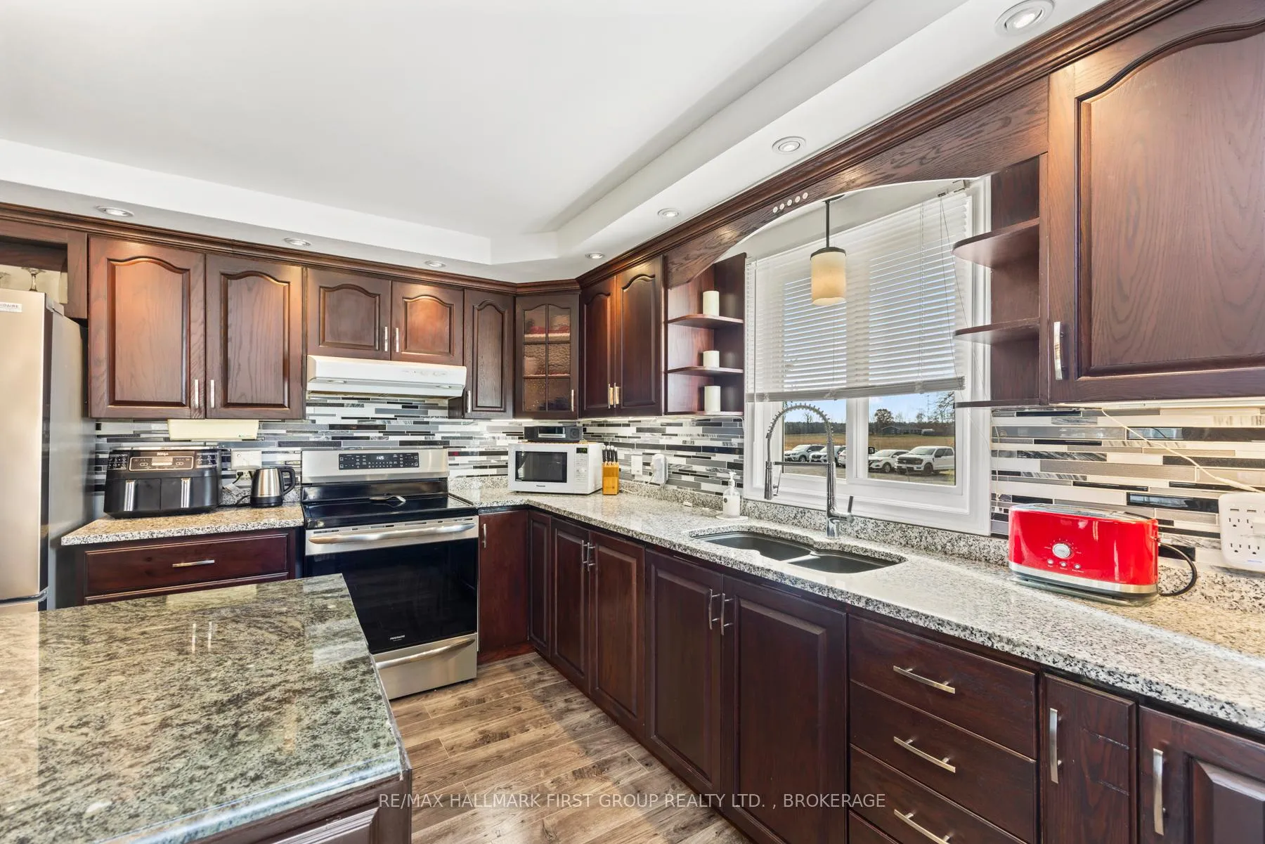 Photo 10 of 475 Absalom Road, Loyalist, Lennox and Addington - South — HOMEH