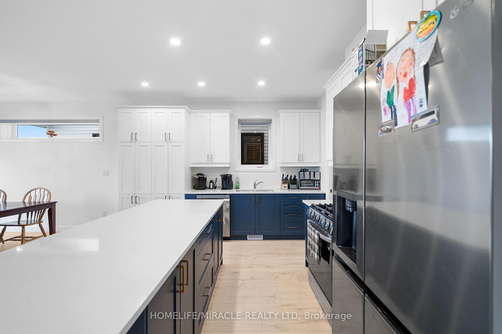 Photo 15 of 32 Walden Pond Drive, Loyalist, Amherstview — HOMEH