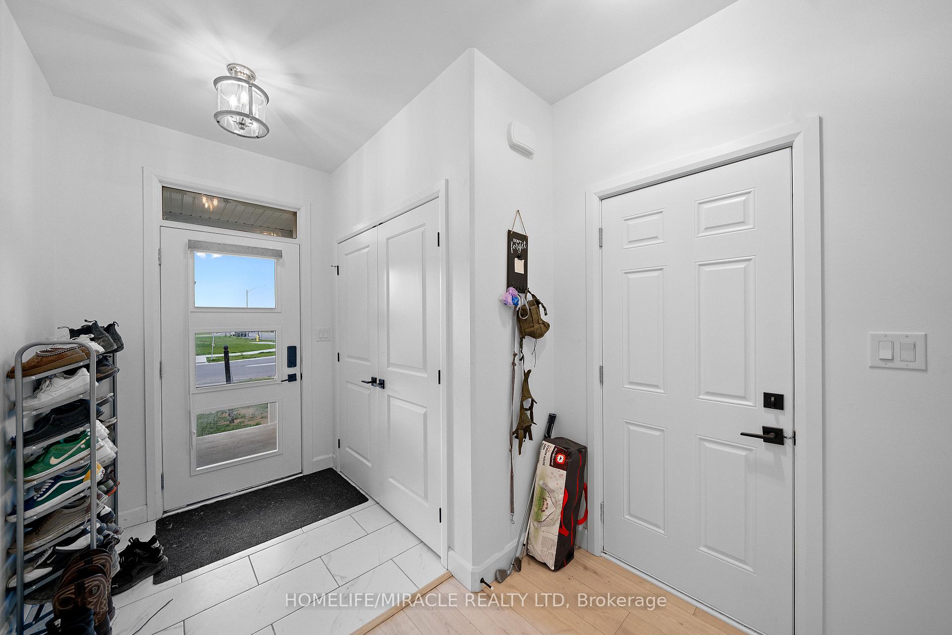 Photo 17 of 32 Walden Pond Drive, Loyalist, Amherstview — HOMEH