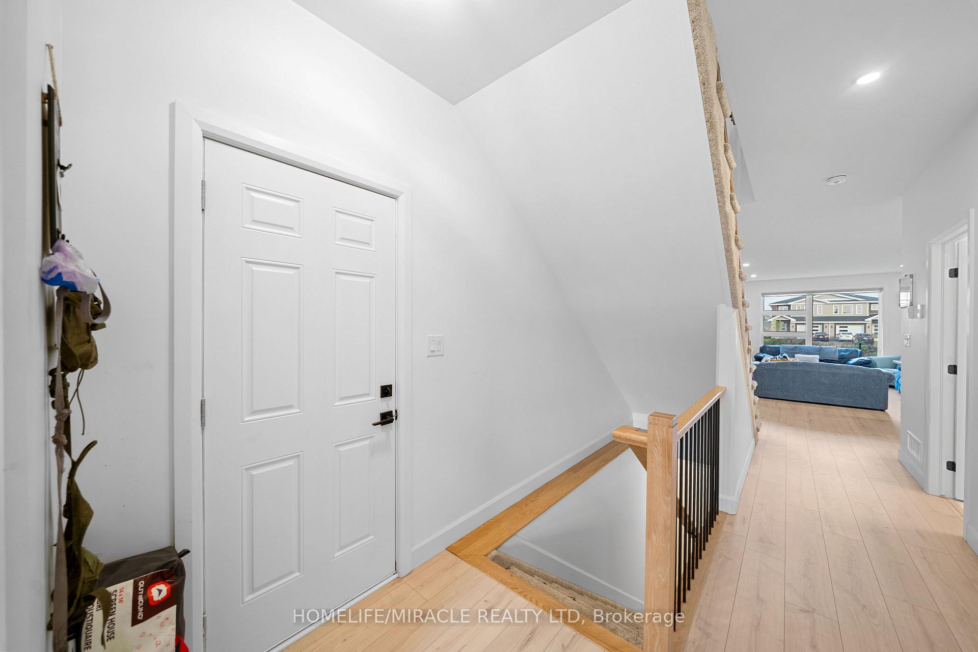Photo 18 of 32 Walden Pond Drive, Loyalist, Amherstview — HOMEH