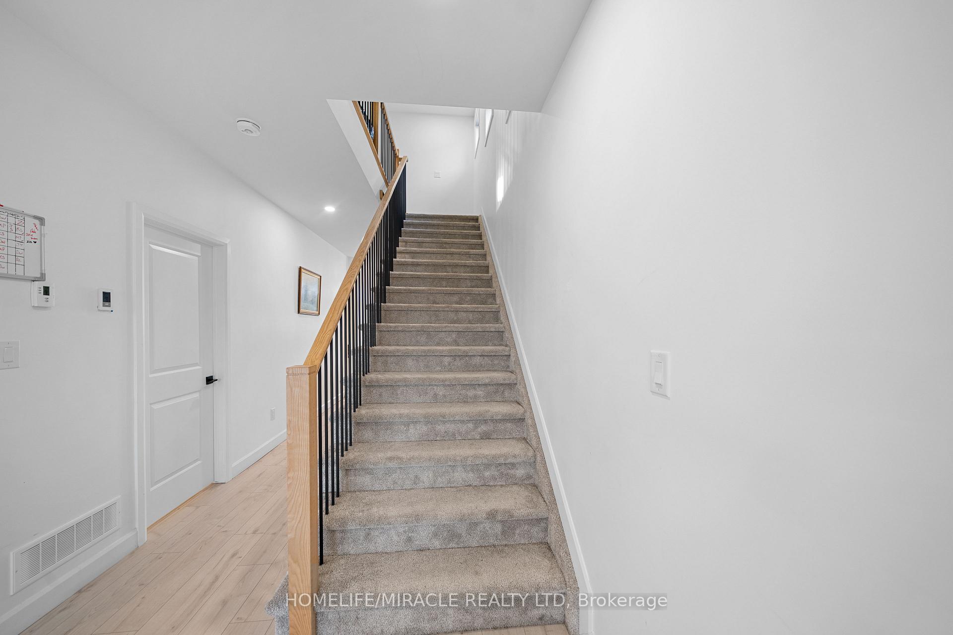 Photo 20 of 32 Walden Pond Drive, Loyalist, Amherstview — HOMEH