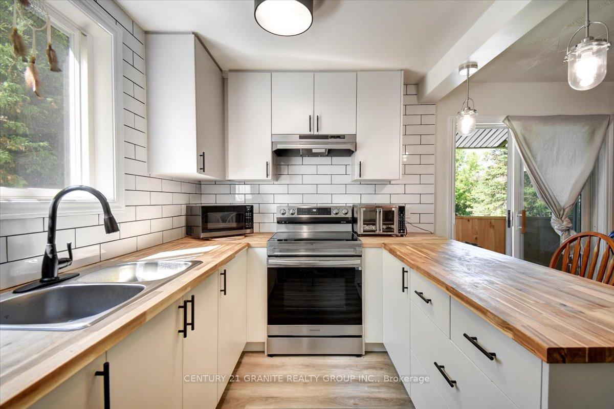 Photo 3 of 2289 Loop Road, Highlands East, Monmouth — HOMEH