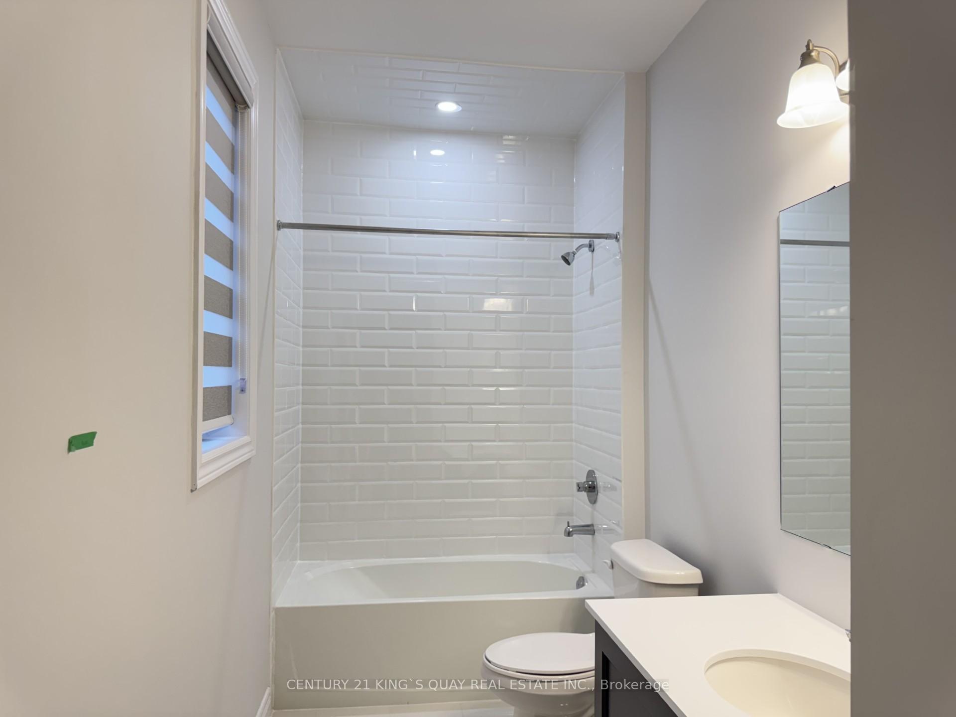 Photo 29 of 135 Jinnah Avenue, Markham, Middlefield — HOMEH