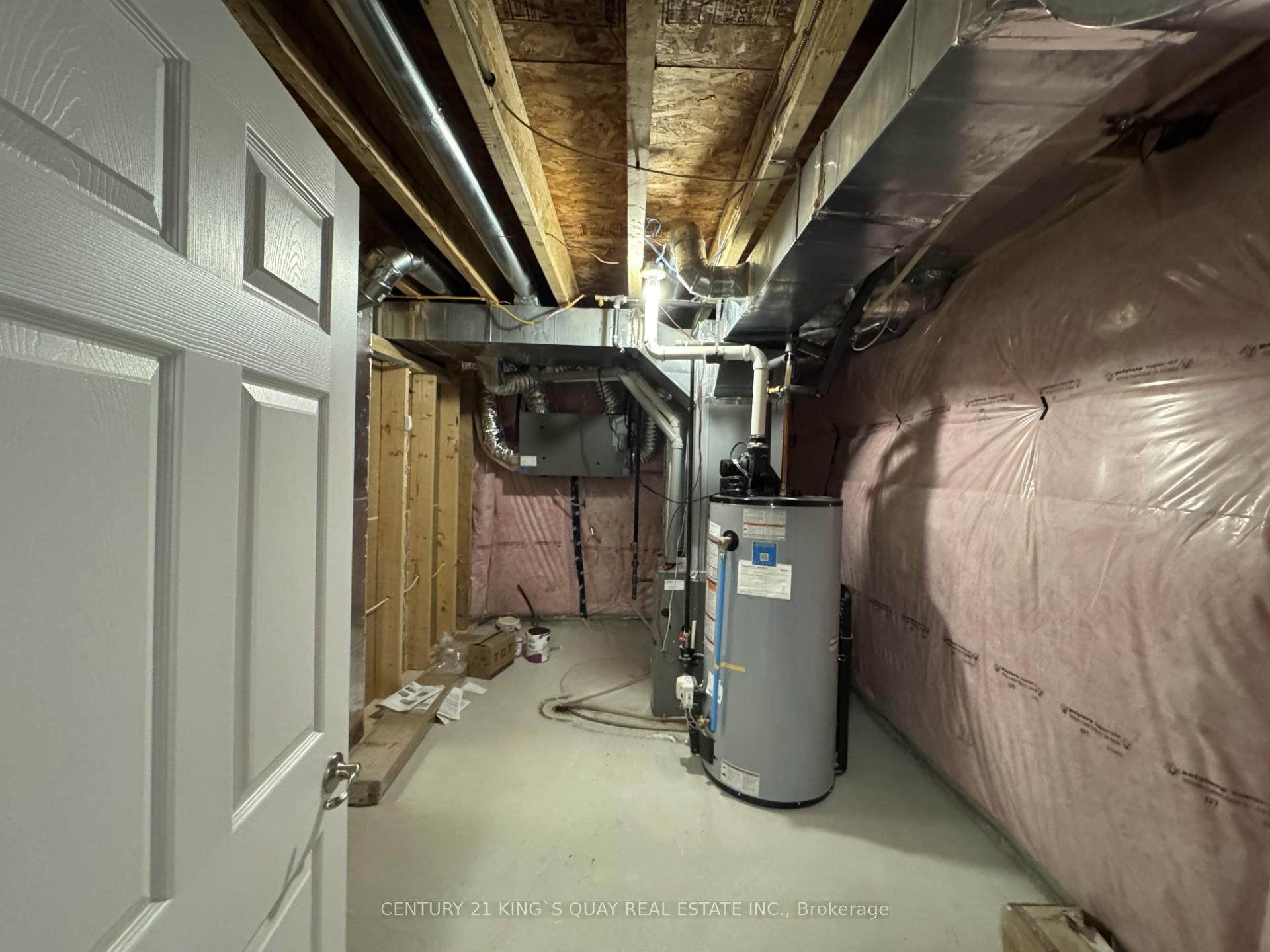 Photo 35 of 135 Jinnah Avenue, Markham, Middlefield — HOMEH