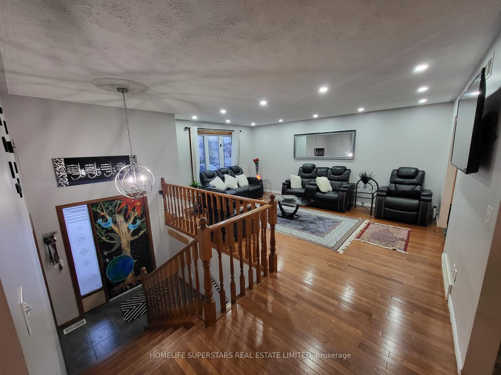 Photo 4 of 232 Melanie Lane, Lakeshore — HOMEH
