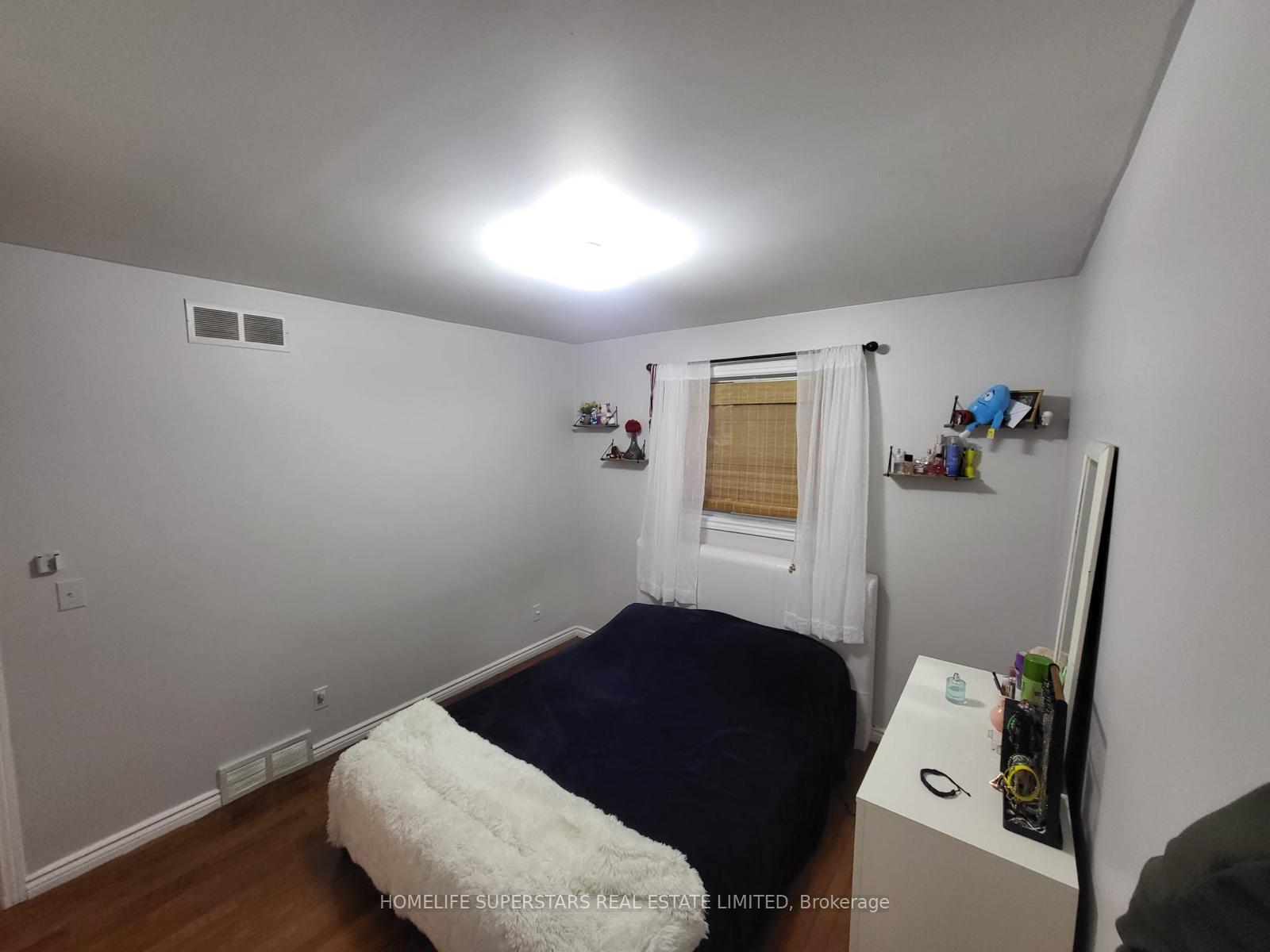 Photo 16 of 232 Melanie Lane, Lakeshore — HOMEH