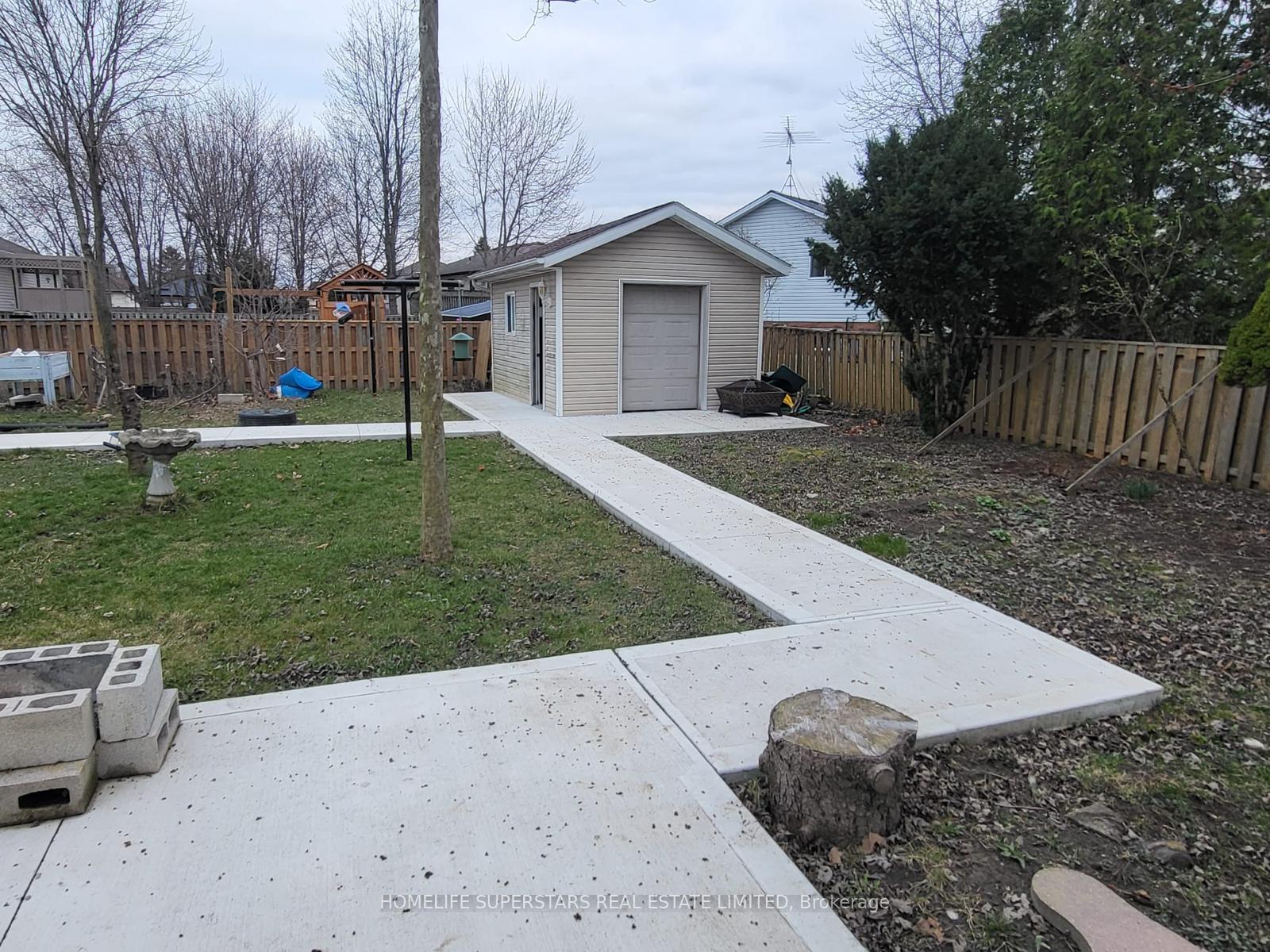 Photo 28 of 232 Melanie Lane, Lakeshore — HOMEH