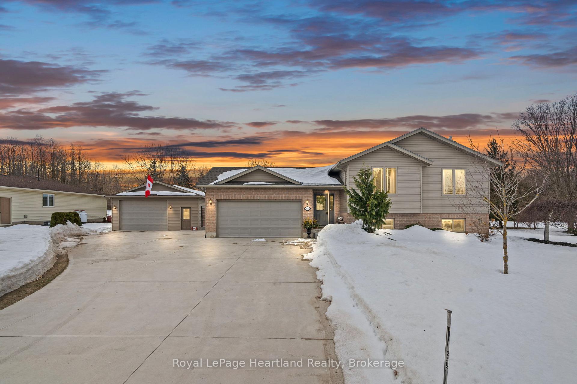 Photo 1 of 3020 Alice Street, Howick — HOMEH