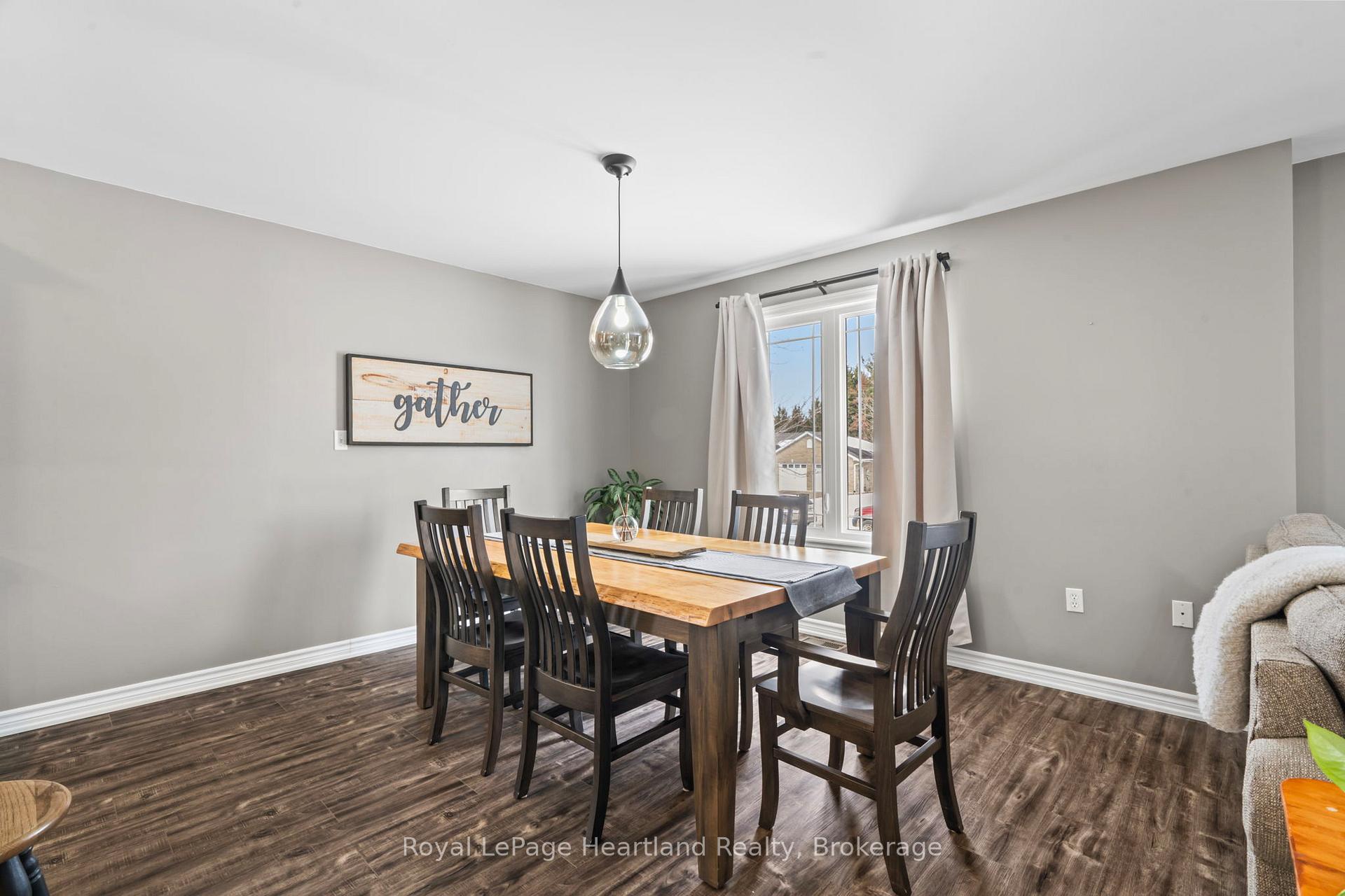 Photo 10 of 3020 Alice Street, Howick — HOMEH