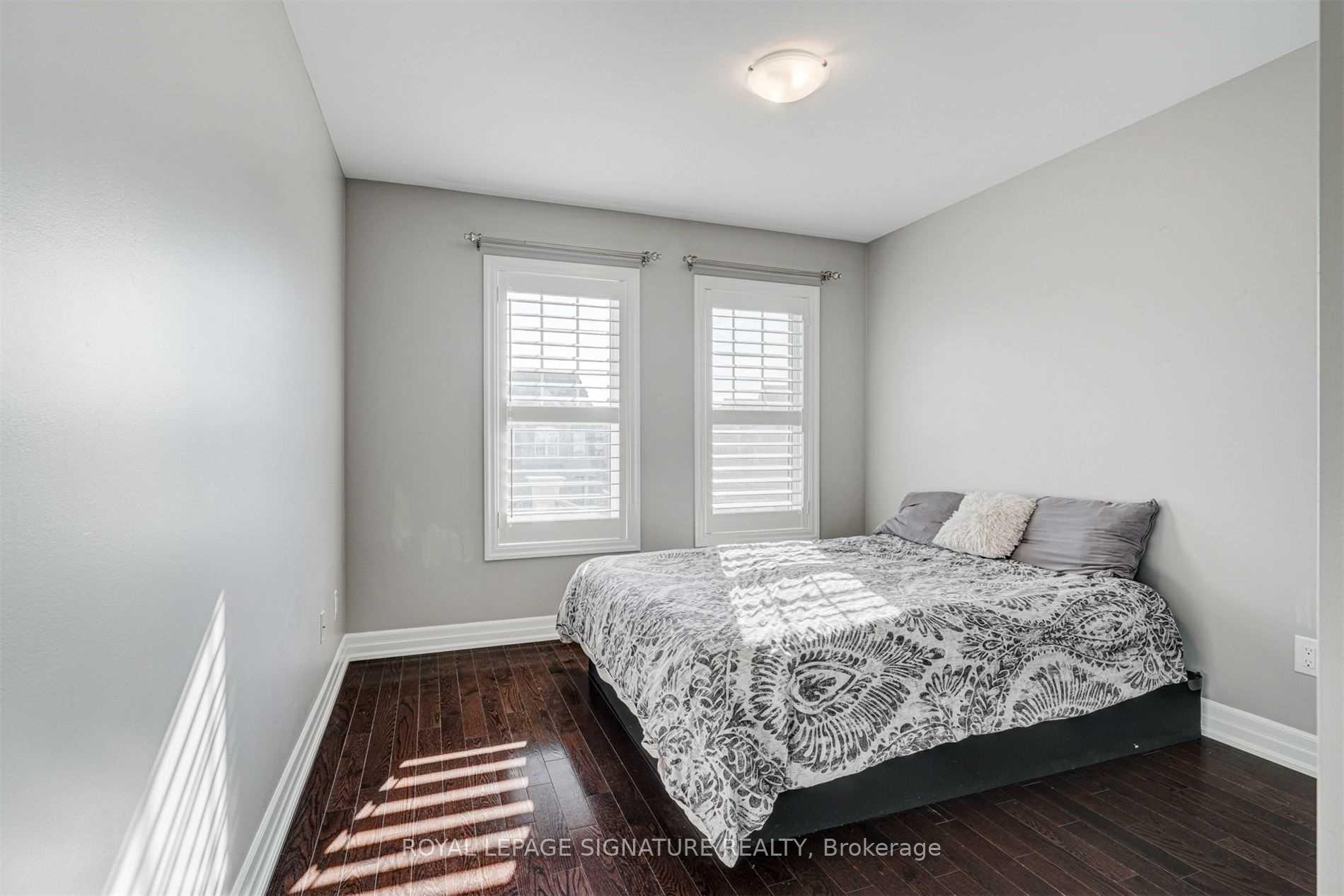 Photo 23 of 132 Alex Campbell Crescent, King, King City — HOMEH