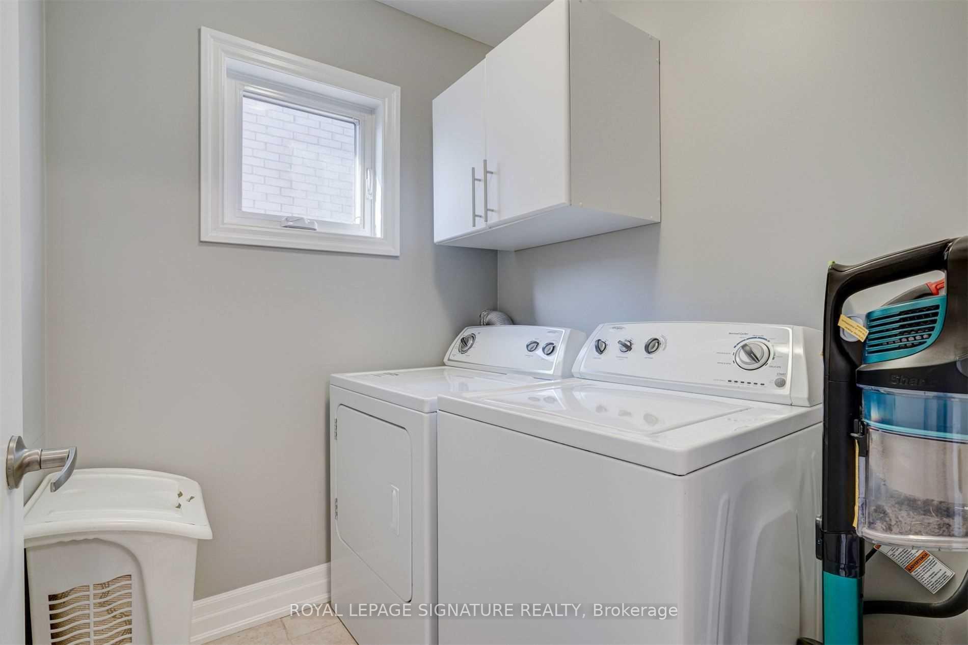 Photo 26 of 132 Alex Campbell Crescent, King, King City — HOMEH
