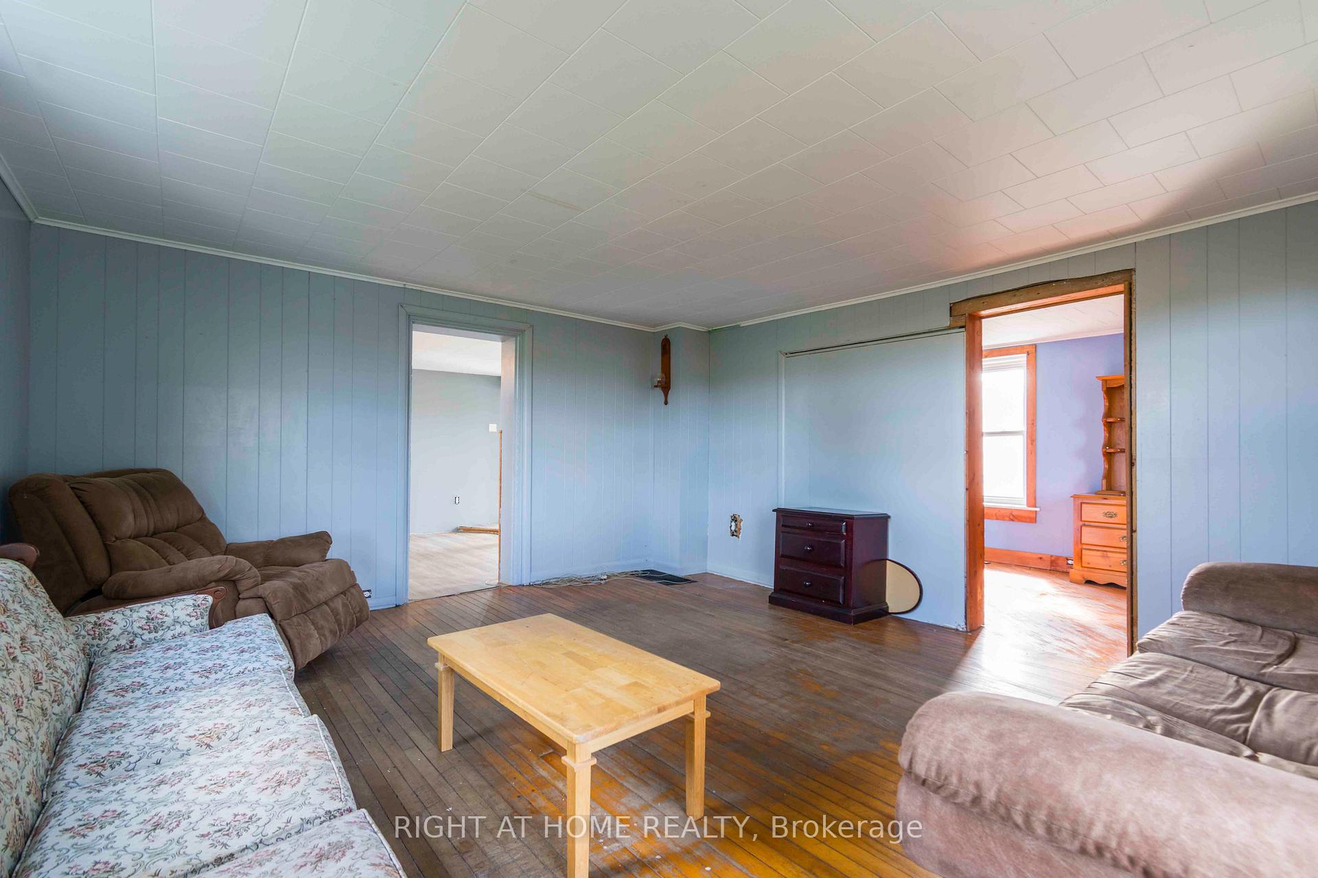 Photo 10 of 7 Pitts Landing Road, Madoc — HOMEH