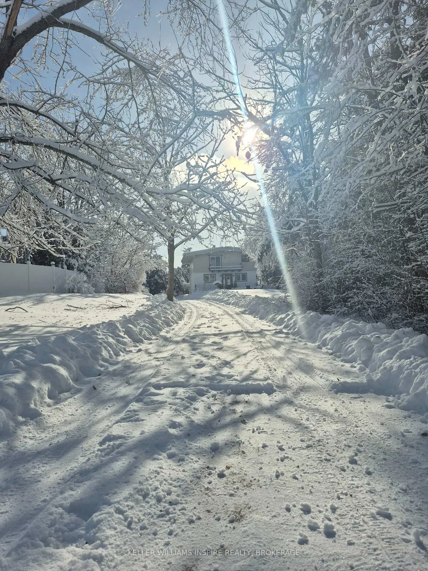 Photo 2 of 1991 Burbrook Road, Kingston, City North of 401 — HOMEH