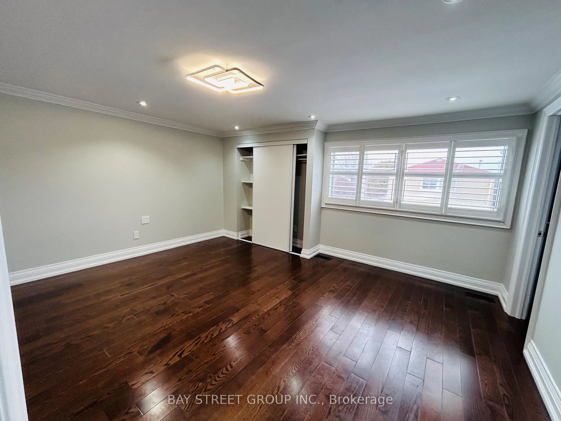 Photo 10 of 52 Rosseter Road, Markham, Middlefield — HOMEH