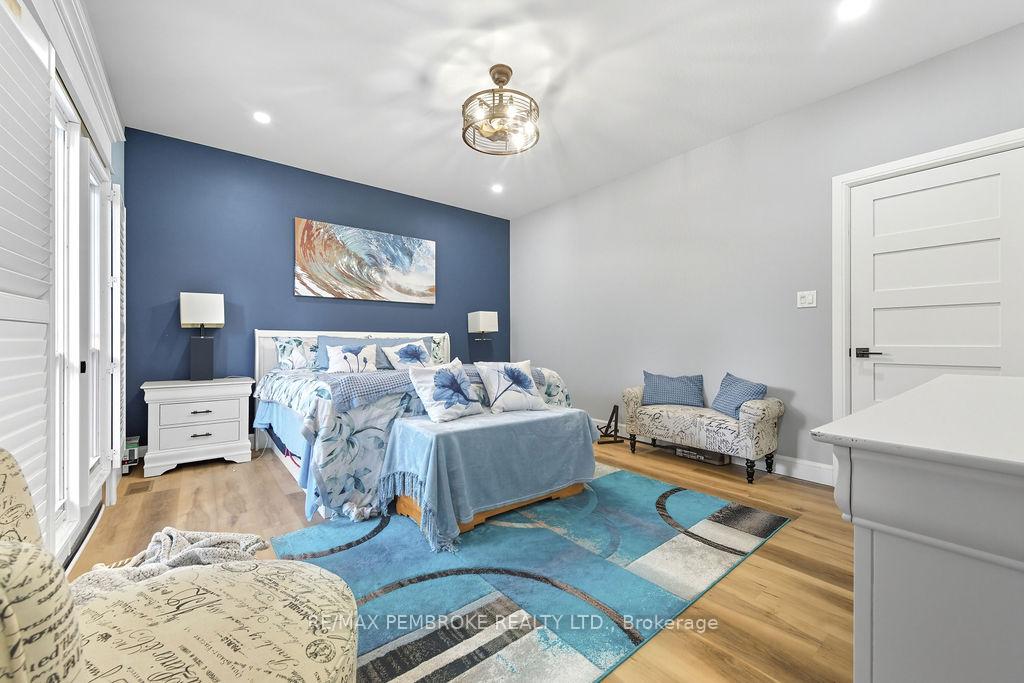 Photo 15 of 590 Schwan Road, Laurentian Valley — HOMEH