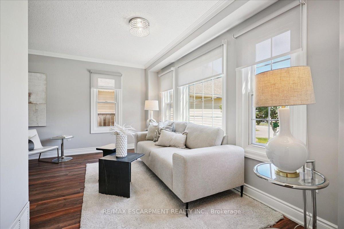 Photo 6 of 4965 Alexandra Avenue, Lincoln, Beamsville — HOMEH