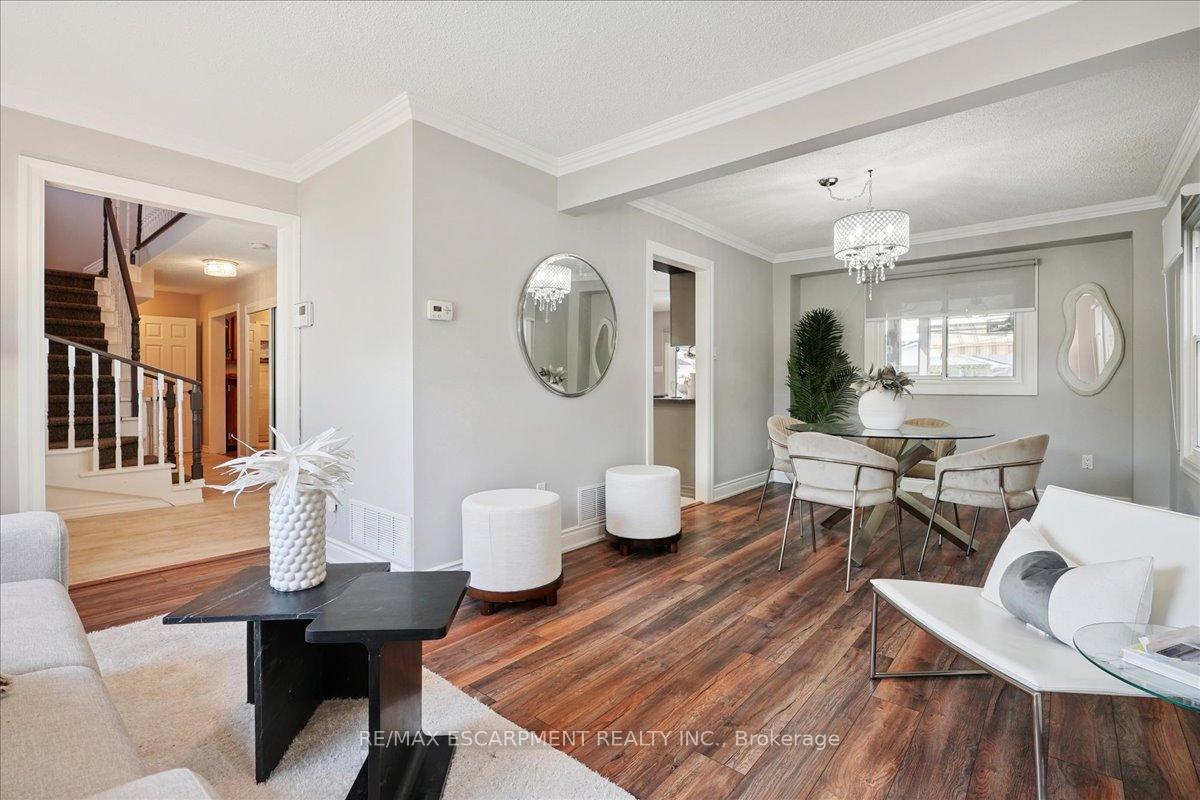 Photo 8 of 4965 Alexandra Avenue, Lincoln, Beamsville — HOMEH