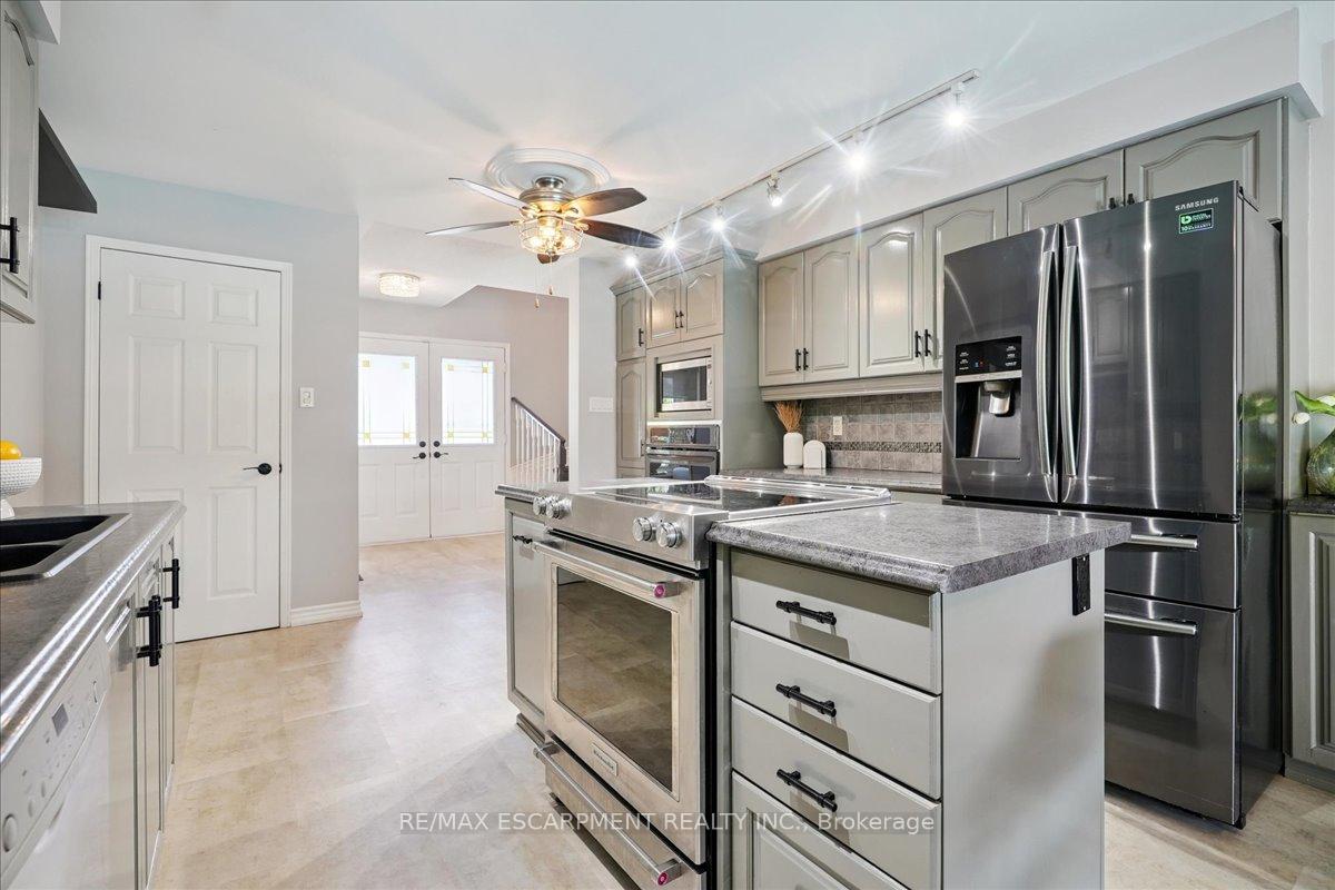 Photo 16 of 4965 Alexandra Avenue, Lincoln, Beamsville — HOMEH