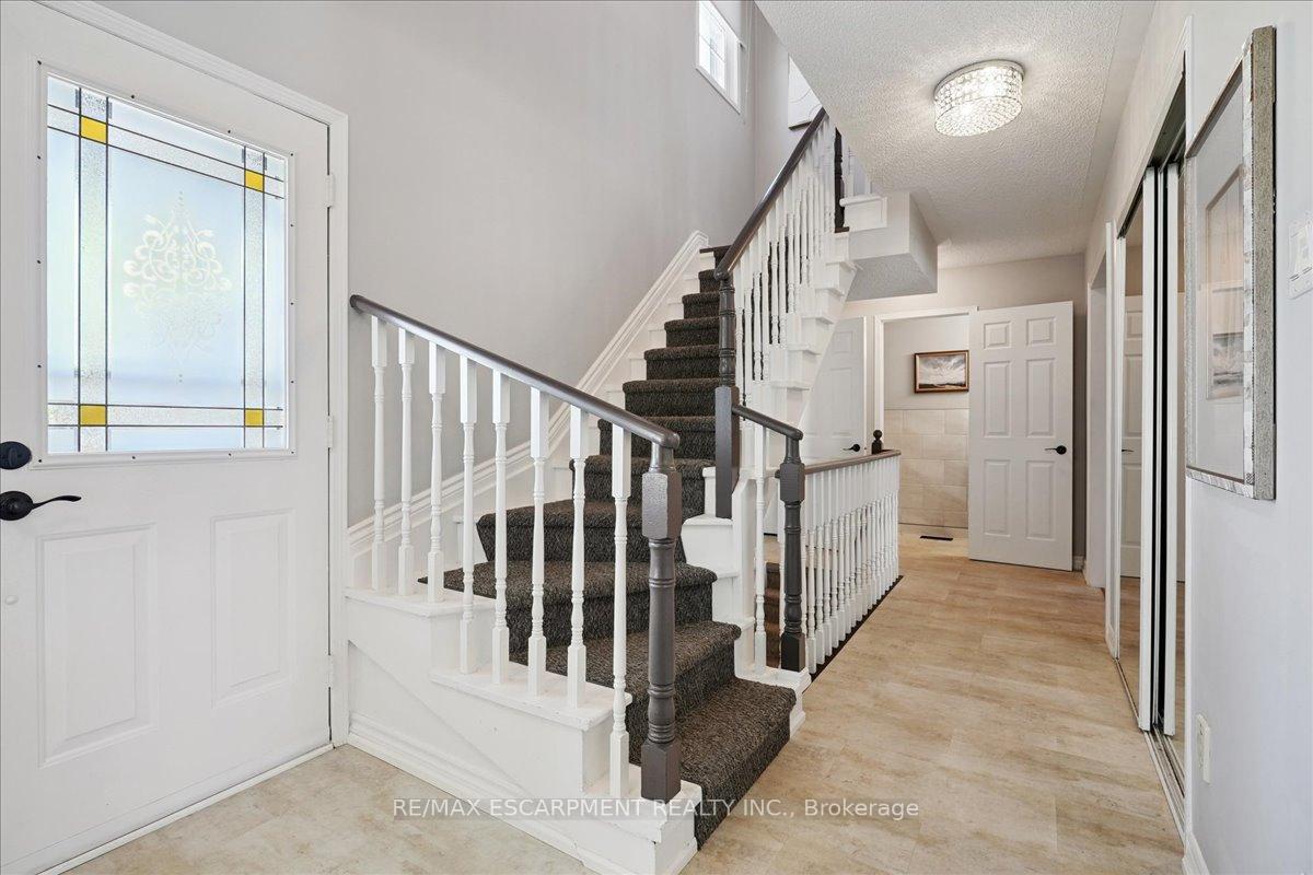 Photo 22 of 4965 Alexandra Avenue, Lincoln, Beamsville — HOMEH