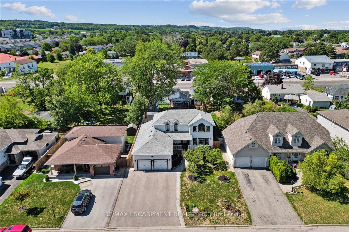 Photo 35 of 4965 Alexandra Avenue, Lincoln, Beamsville — HOMEH