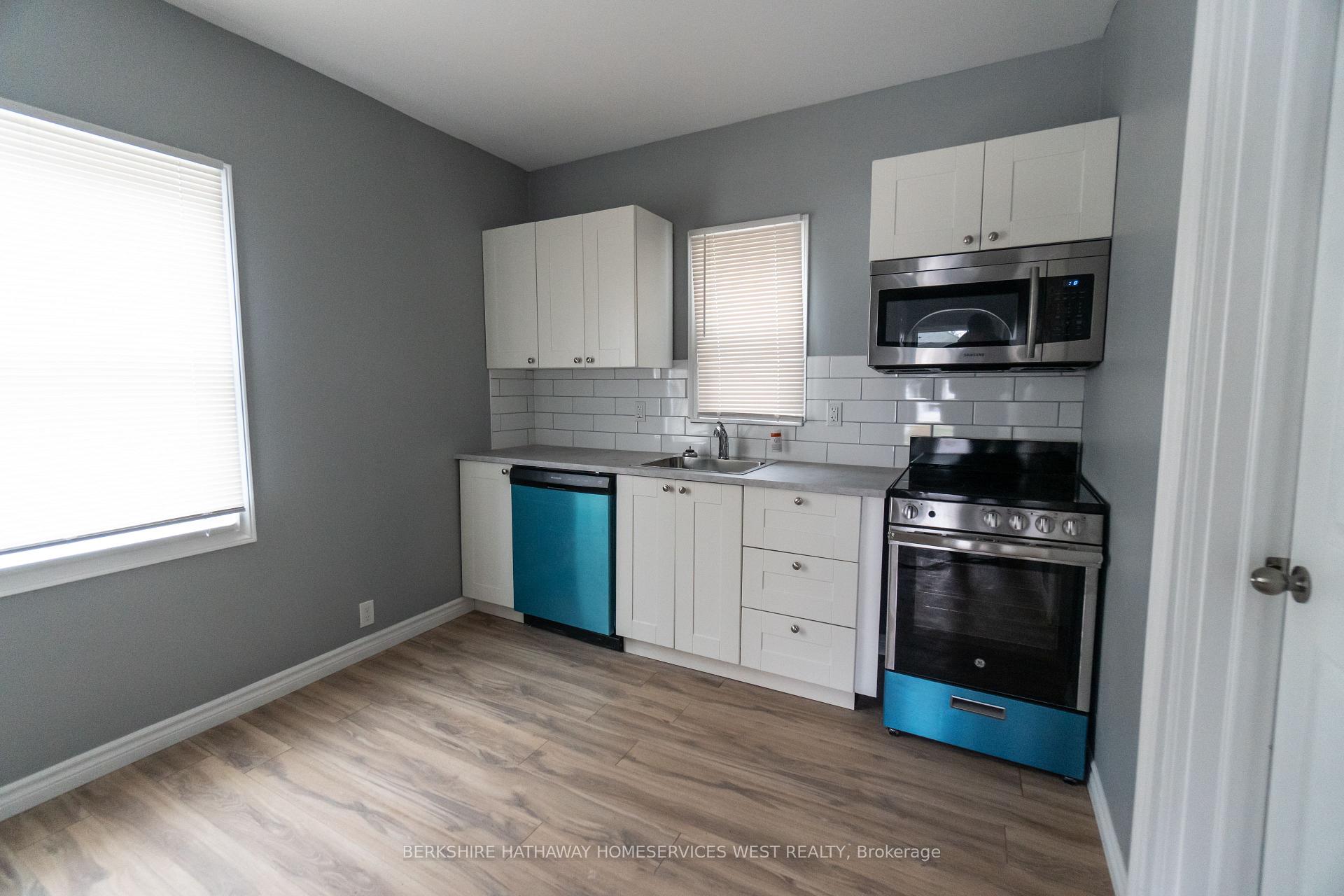 Photo 8 of Unit 1, 130 York Street, St. Catharines, Downtown — HOMEH