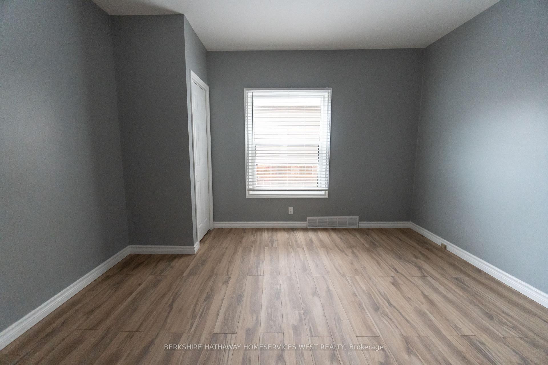 Photo 4 of Unit 1, 130 York Street, St. Catharines, Downtown — HOMEH