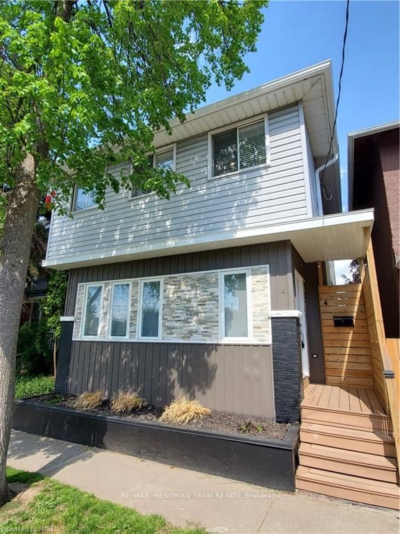 Front of Unit Lower, 4 Henry Street