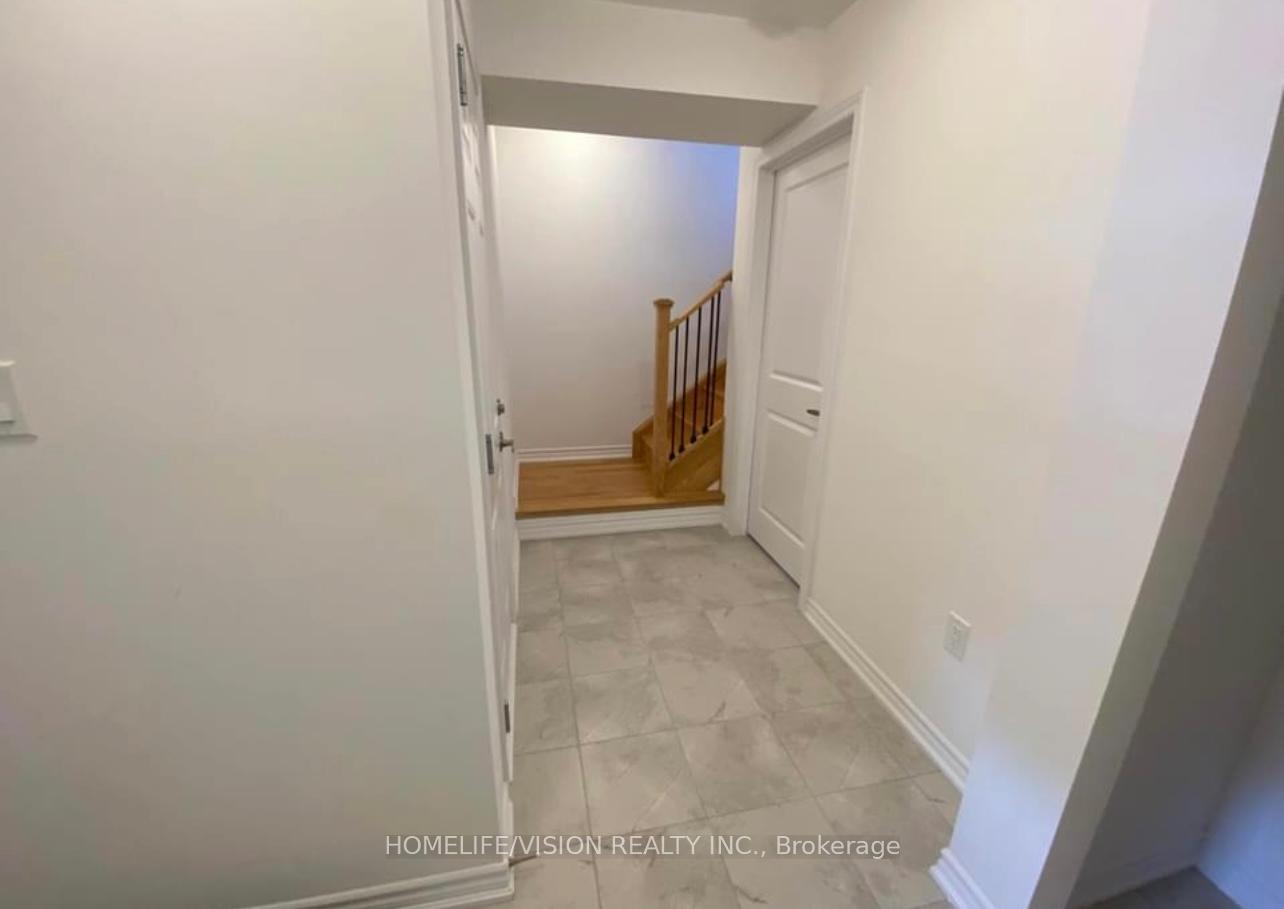Photo 17 of 17 Pumpkin Corner Crescent, Barrie, Rural Barrie Southeast — HOMEH