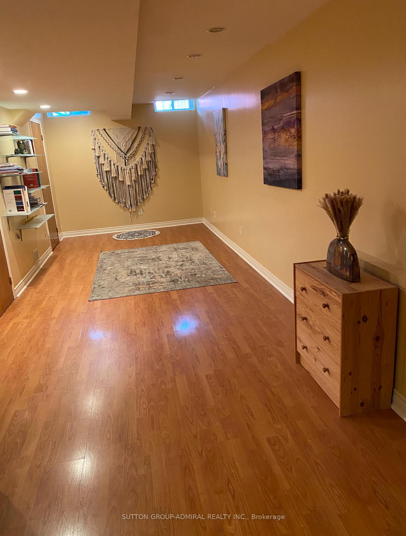 Photo 14 of 21 Miriam Garden Way, Vaughan, Beverley Glen — HOMEH
