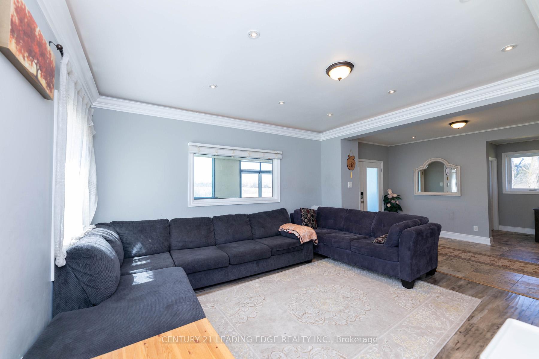 Photo 10 of 13286 Dufferin Street, King, King City — HOMEH