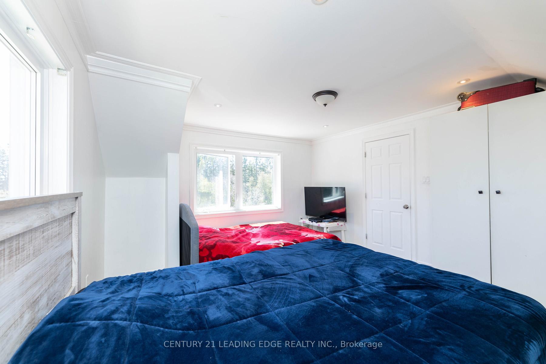 Photo 26 of 13286 Dufferin Street, King, King City — HOMEH