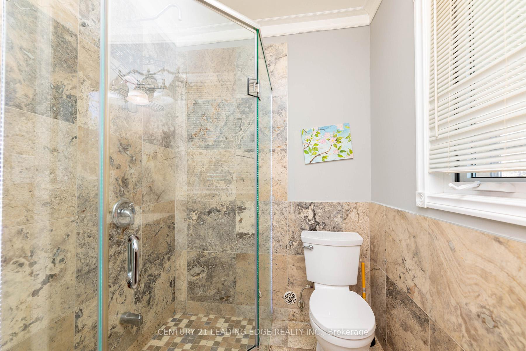 Photo 28 of 13286 Dufferin Street, King, King City — HOMEH