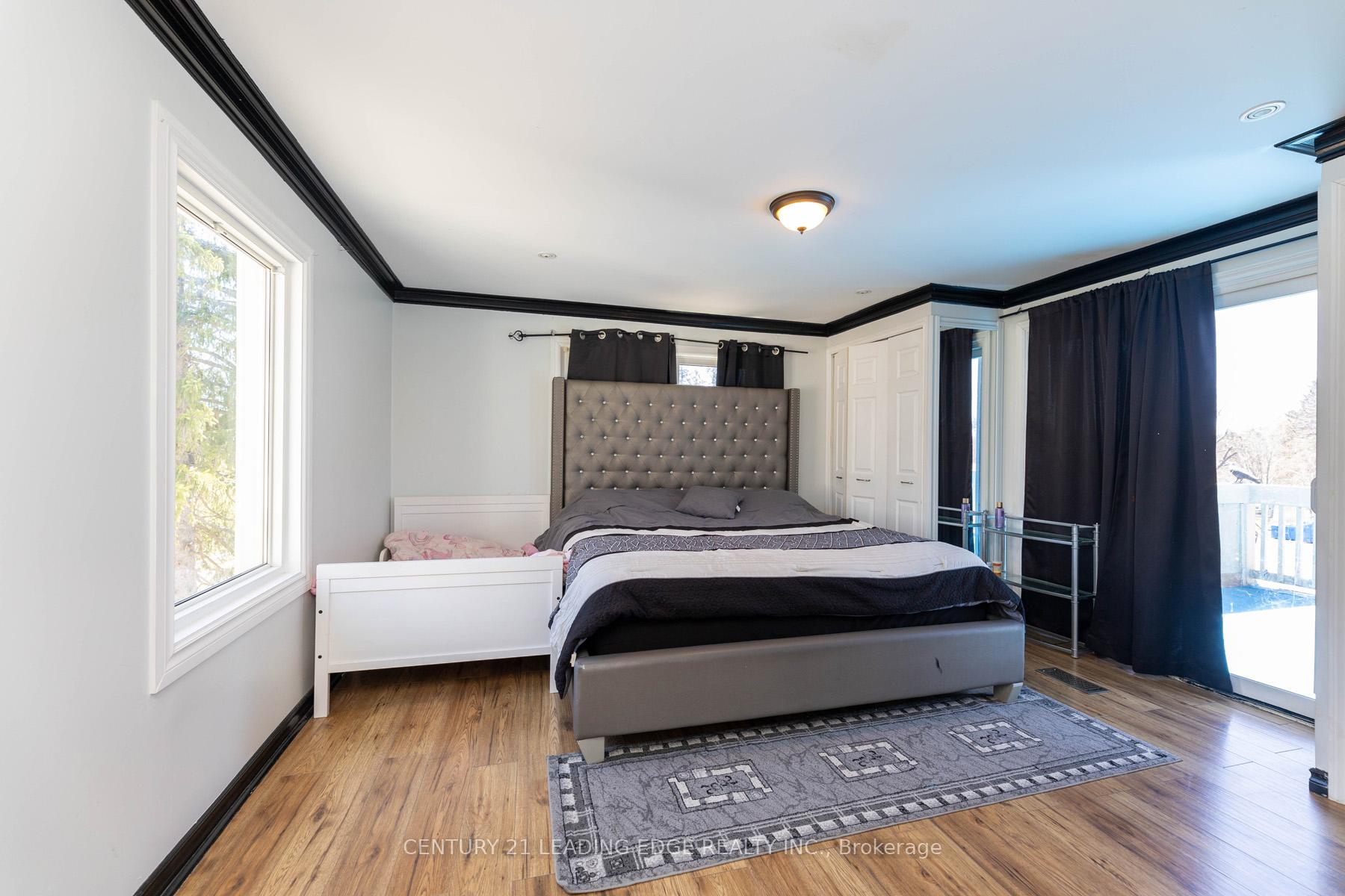 Photo 29 of 13286 Dufferin Street, King, King City — HOMEH