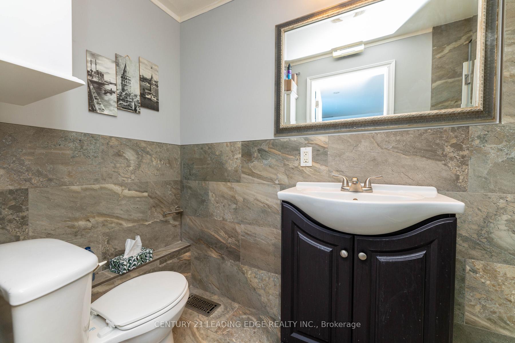 Photo 32 of 13286 Dufferin Street, King, King City — HOMEH