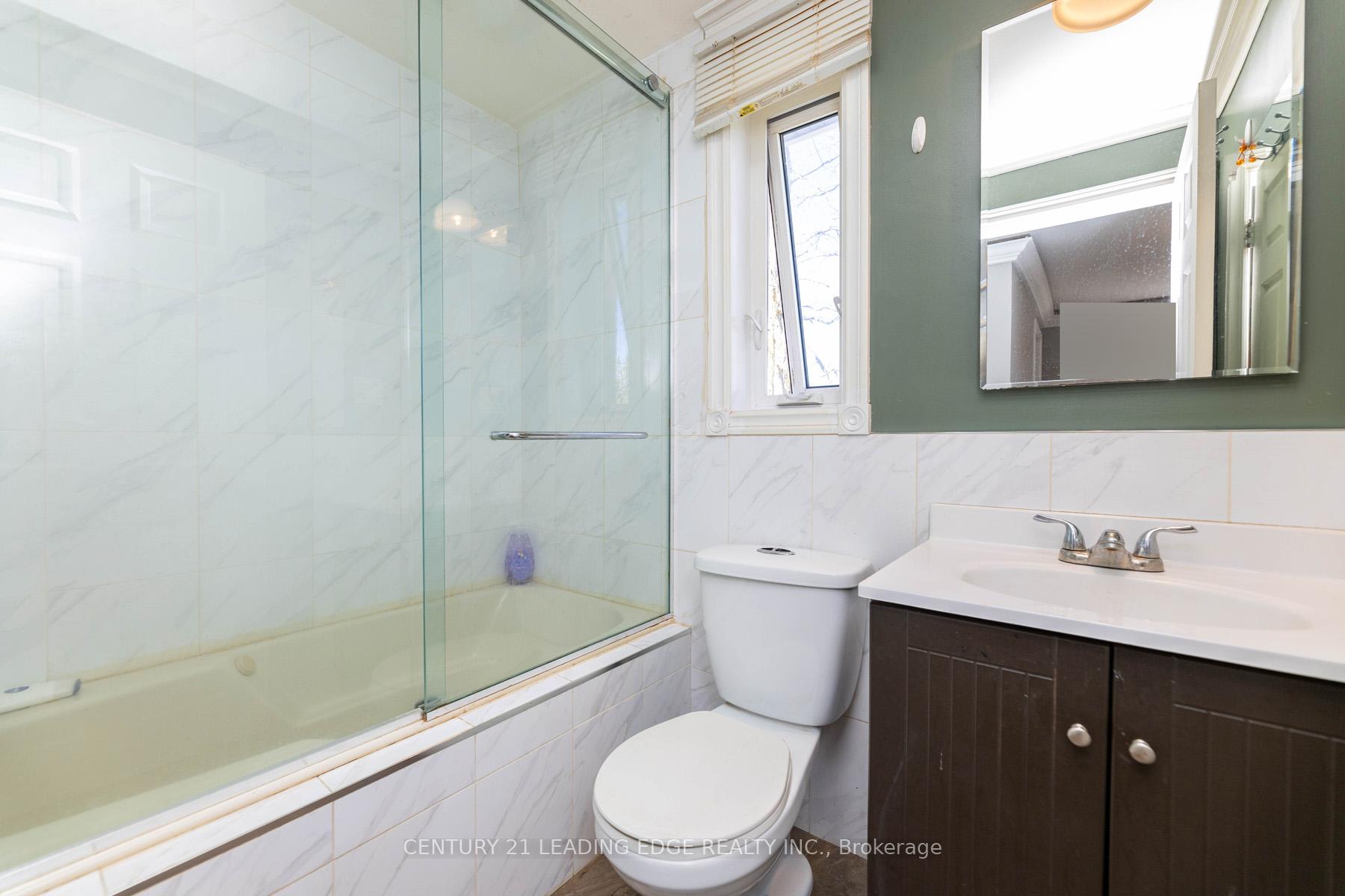 Photo 34 of 13286 Dufferin Street, King, King City — HOMEH