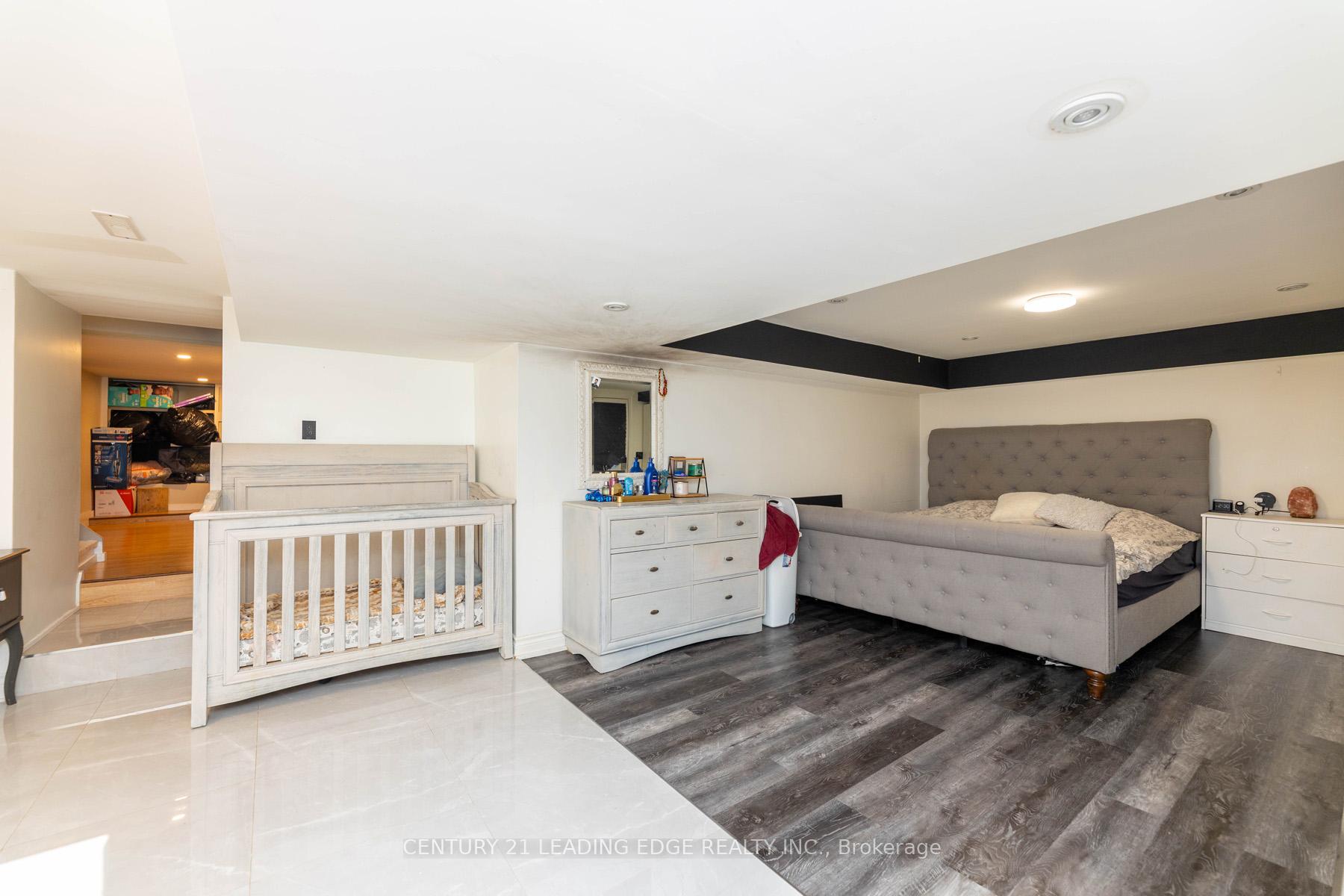 Photo 39 of 13286 Dufferin Street, King, King City — HOMEH