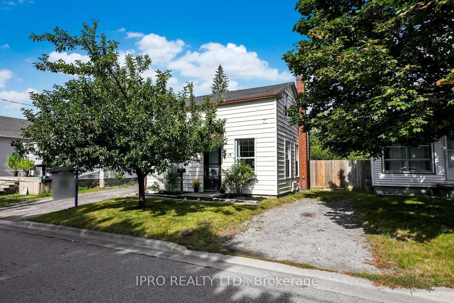Photo 1 of Unit Main, 18 Whiting Avenue, Oshawa, Lakeview — HOMEH
