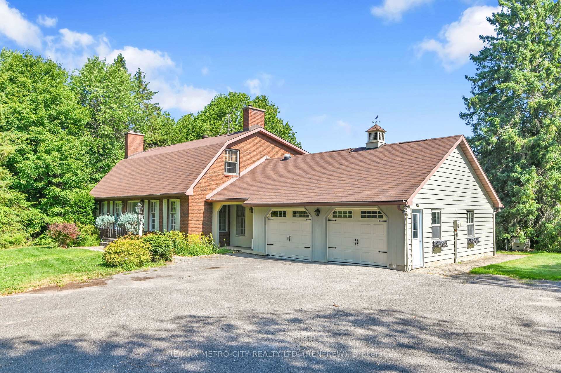 Photo 1 of 2928 Burnstown Road, Horton, Horton Twp — HOMEH