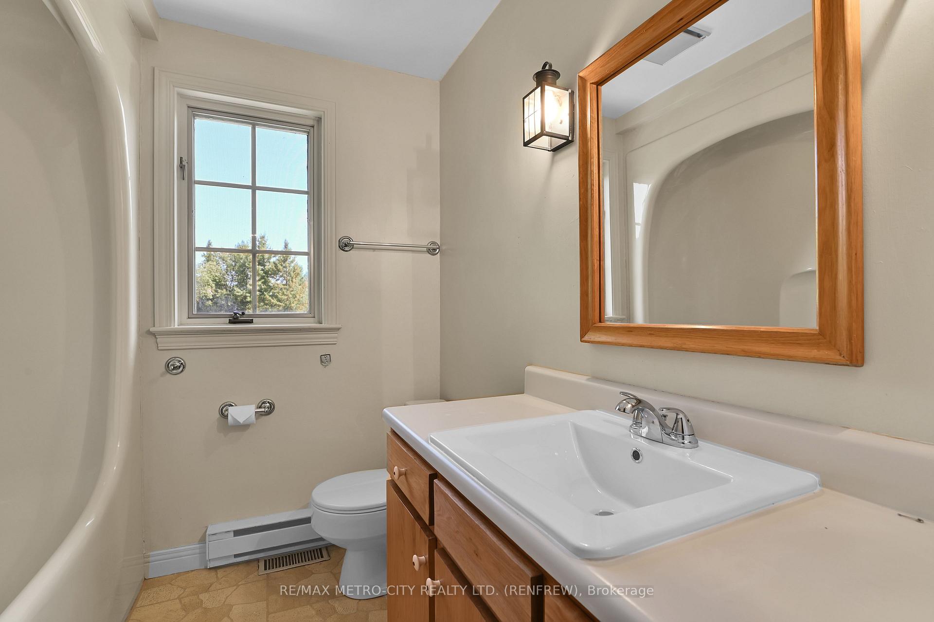 Photo 21 of 2928 Burnstown Road, Horton, Horton Twp — HOMEH