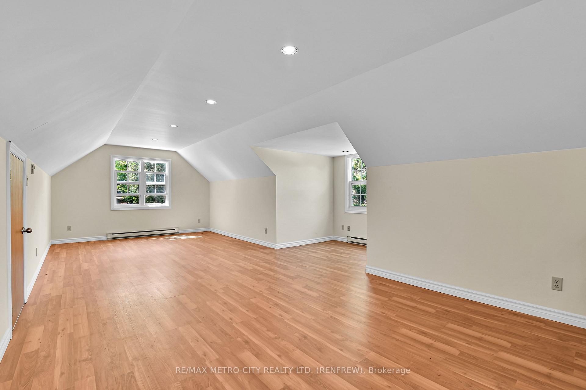 Photo 33 of 2928 Burnstown Road, Horton, Horton Twp — HOMEH