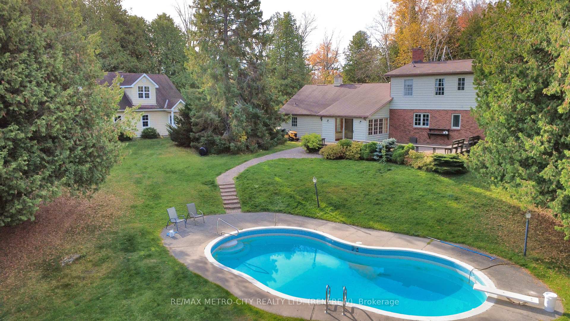Photo 36 of 2928 Burnstown Road, Horton, Horton Twp — HOMEH