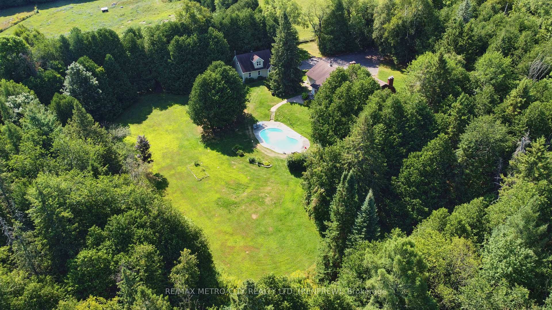 Photo 39 of 2928 Burnstown Road, Horton, Horton Twp — HOMEH