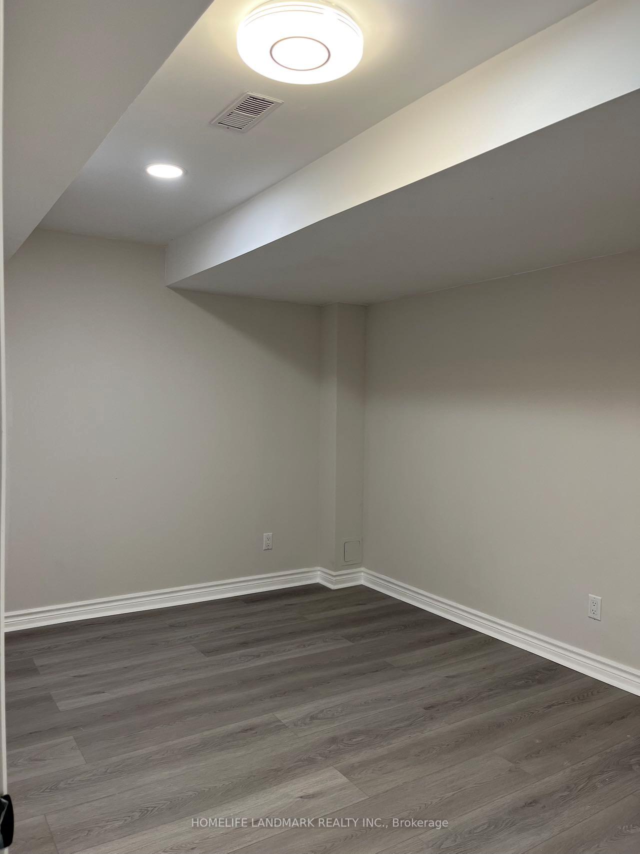 Photo 3 of Unit Bsmt, 25 Jordana Drive, Markham, Middlefield — HOMEH