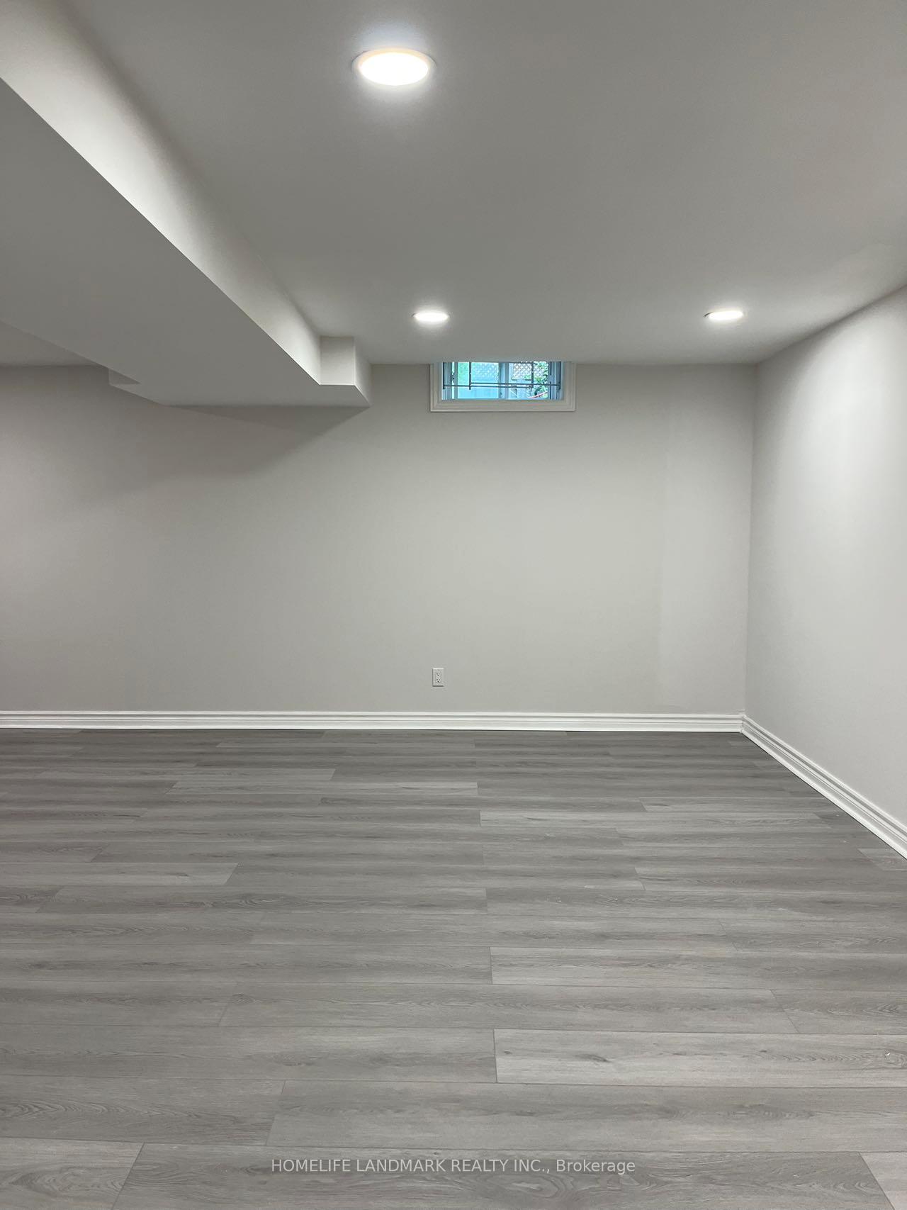 Photo 8 of Unit Bsmt, 25 Jordana Drive, Markham, Middlefield — HOMEH