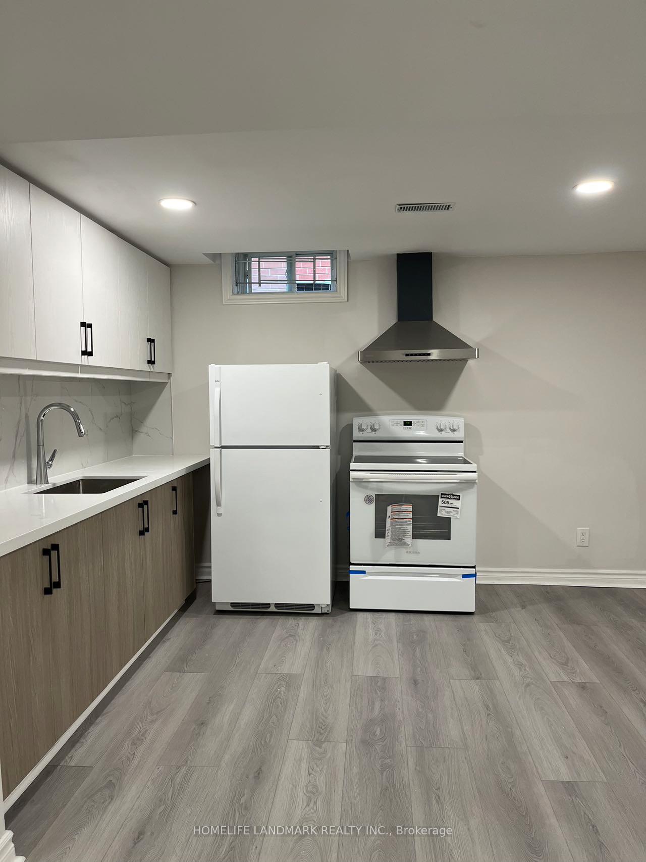 Photo 5 of Unit Bsmt, 25 Jordana Drive, Markham, Middlefield — HOMEH