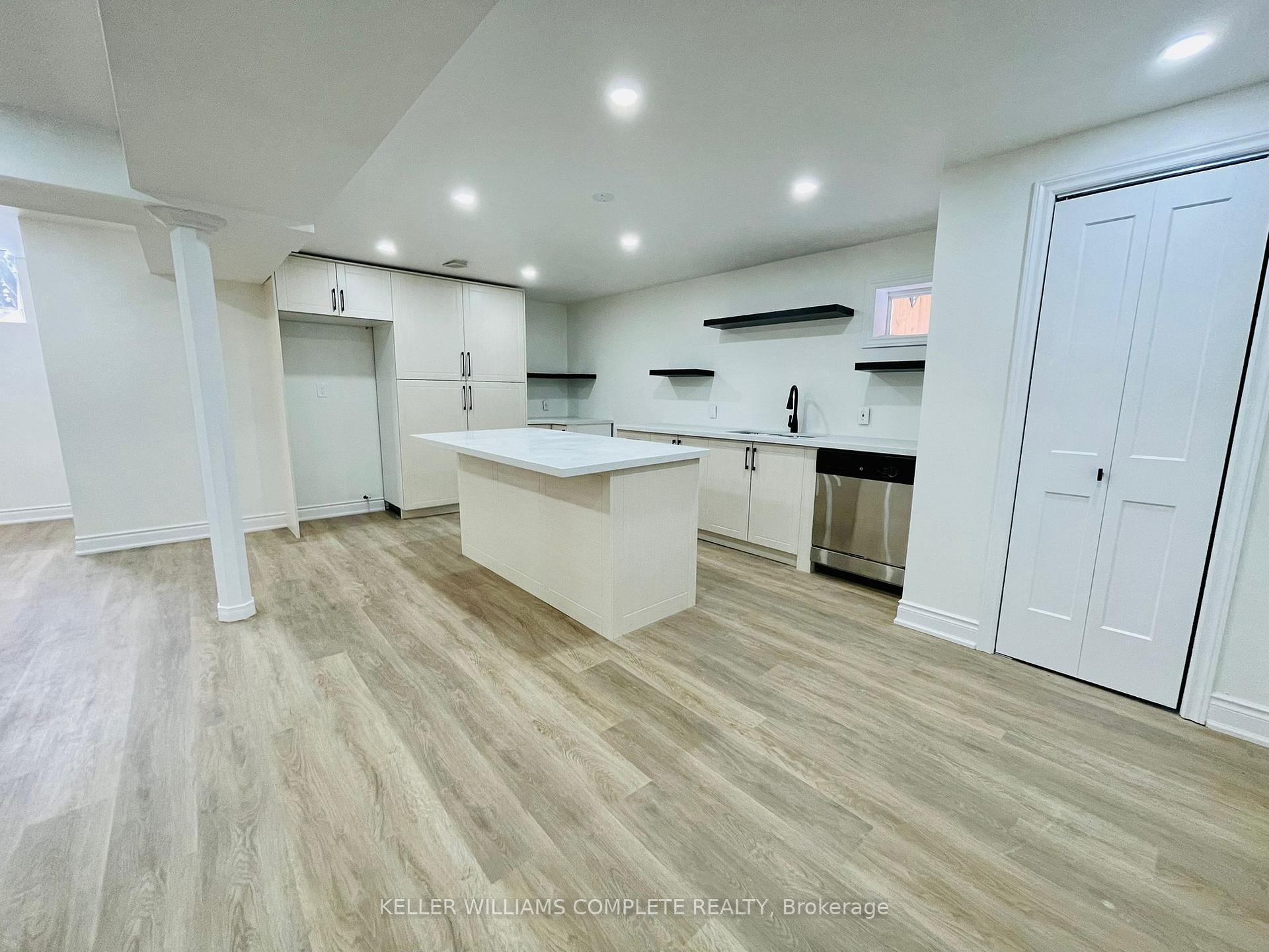 Photo 1 of 125 Chaumont Drive, Hamilton, Stoney Creek — HOMEH