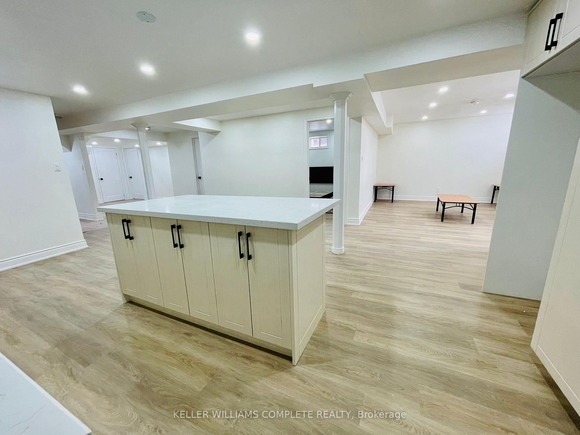 Photo 3 of 125 Chaumont Drive, Hamilton, Stoney Creek — HOMEH