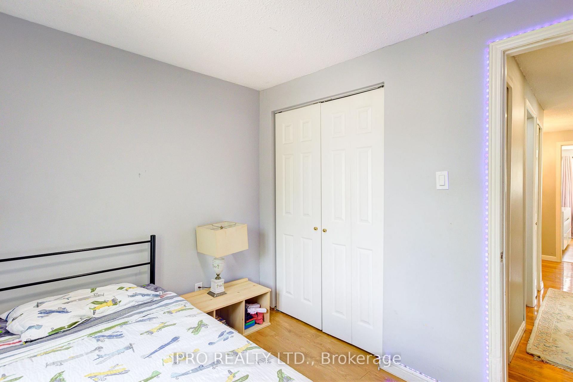 Photo 28 of 96 Deerwood Crescent, Kitchener — HOMEH