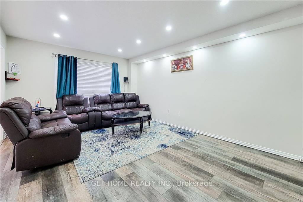 Photo 4 of 47 Brigham Avenue, Hamilton, Binbrook — HOMEH